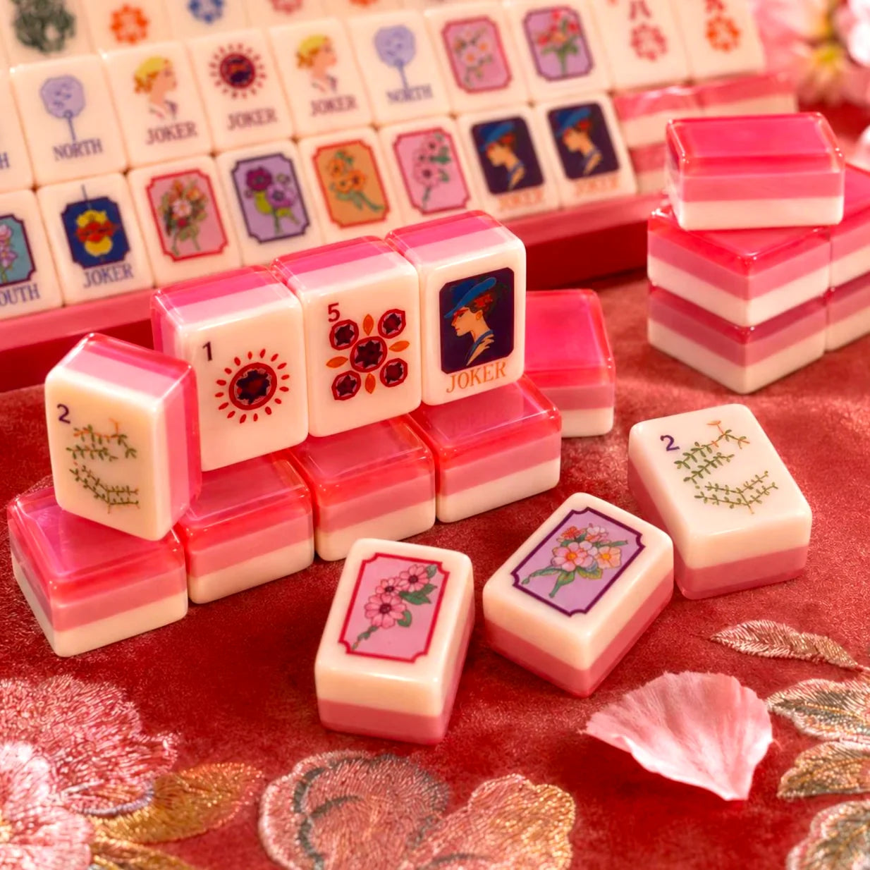 Art Deco Lady Joker Mahjong, 160 Tiles